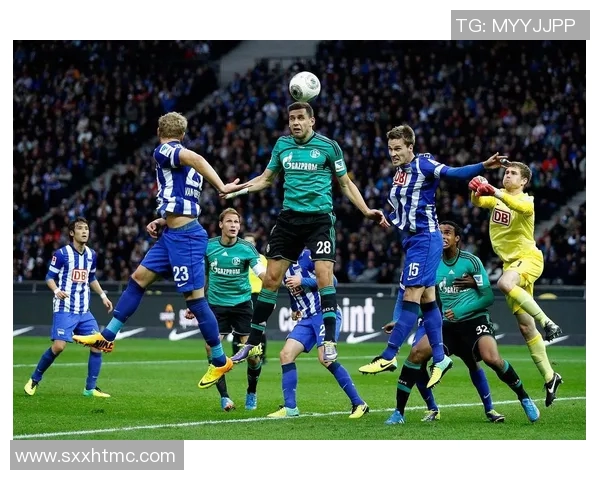 柏林赫塔迎战科隆前瞻分析双方状态与战术对比