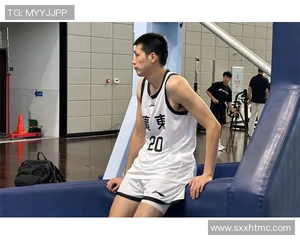 任骏飞领衔广东男篮奋战CBA赛季展现全能球员风采与团队精神