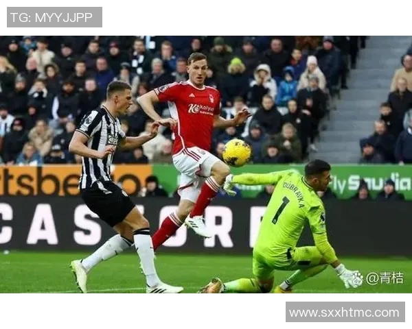 西布朗对阵伯恩利精彩直播回顾及赛后分析