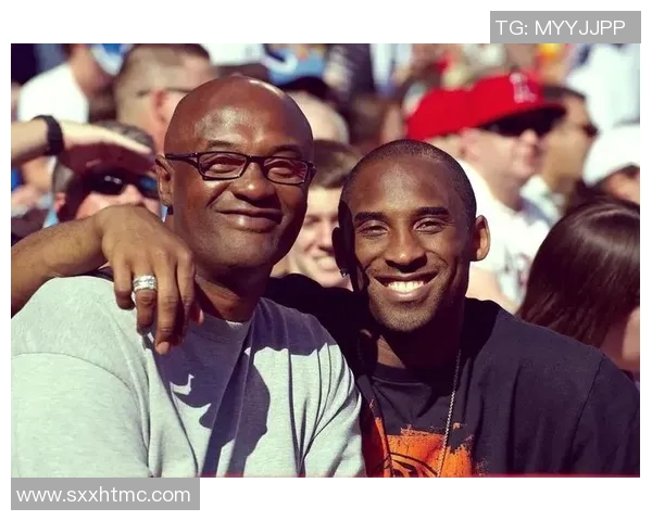 科比布莱恩特传奇生涯回顾与影响力分析：篮球巨星的荣耀与挑战