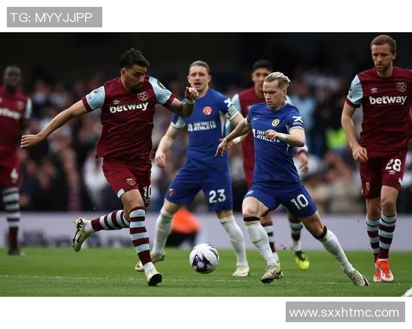 切尔西主场迎战曼彻斯特联,争夺英超关键三分之战即将上演 切尔西主场迎战曼彻斯特联,争夺英超关键三分之战即将上演