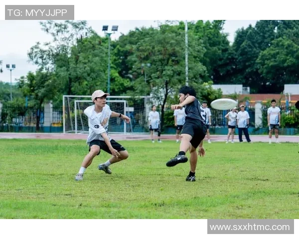 南京飞盘队在全国灵活性排行榜中荣登第九名展现出强大实力与潜力