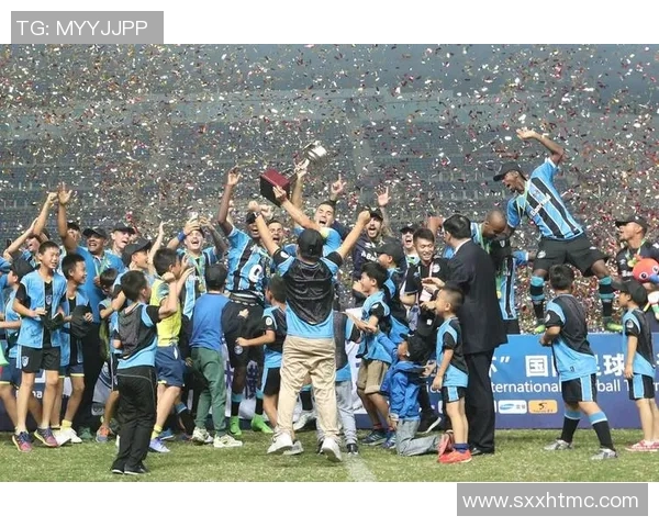 桑托斯拉主场迎战阿特拉斯期待精彩对决与激烈竞争 桑托斯拉主场迎战阿特拉斯期待精彩对决与激烈竞争