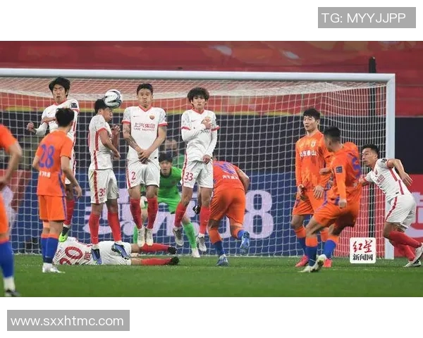 南京足球队灵活性引发热议球迷与专家观点大碰撞